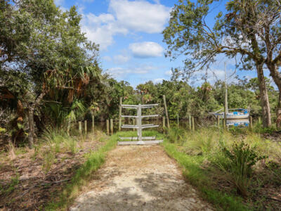 287 SW Sally Way, Stuart, FL 34997