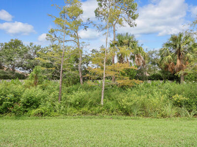 287 SW Sally Way, Stuart, FL 34997