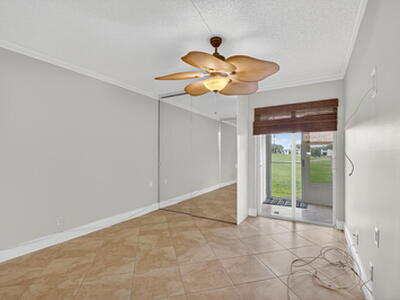 447 Flanders J, Delray Beach, FL 33484