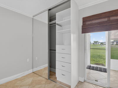 447 Flanders J, Delray Beach, FL 33484