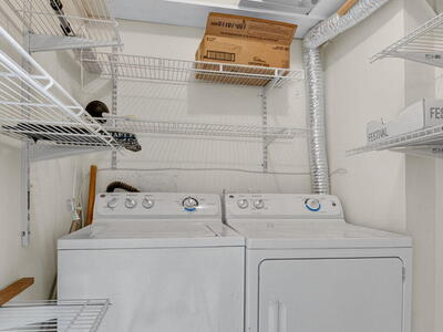 447 Flanders J, Delray Beach, FL 33484