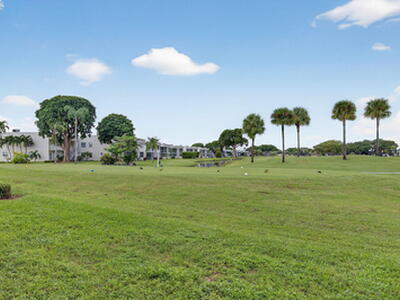 447 Flanders J, Delray Beach, FL 33484