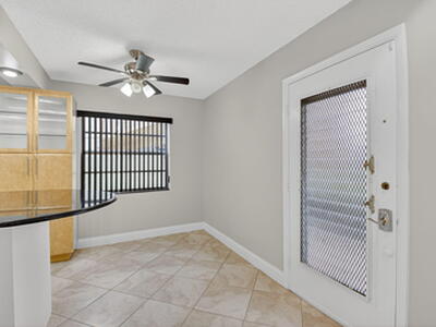 447 Flanders J, Delray Beach, FL 33484