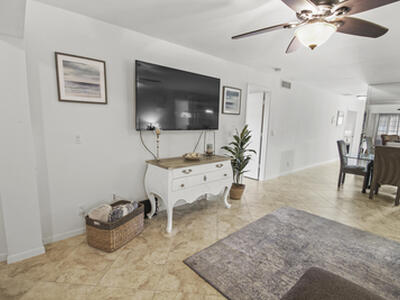 1041 Orange Terrace, Delray Beach, FL 33445