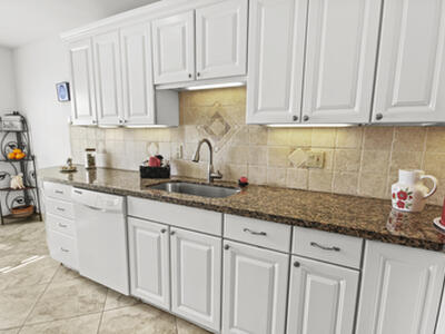 1041 Orange Terrace, Delray Beach, FL 33445