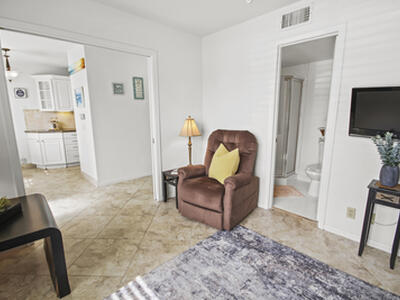 1041 Orange Terrace, Delray Beach, FL 33445