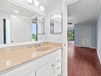 14475 N Strathmore Lane, Delray Beach, FL 33446