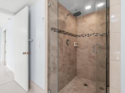 14475 N Strathmore Lane, Delray Beach, FL 33446