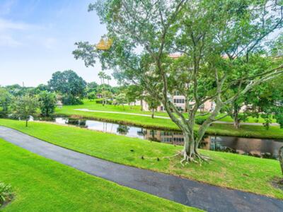 14475 N Strathmore Lane, Delray Beach, FL 33446