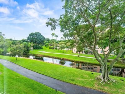 14475 N Strathmore Lane, Delray Beach, FL 33446