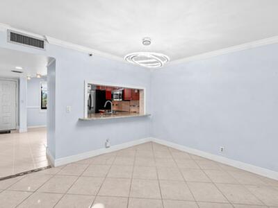 14475 N Strathmore Lane, Delray Beach, FL 33446