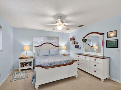 15 Farnworth Drive, Boynton Beach, FL 33426