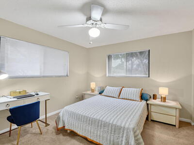 15 Farnworth Drive, Boynton Beach, FL 33426