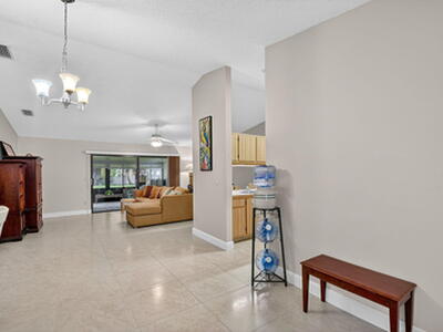 15 Farnworth Drive, Boynton Beach, FL 33426