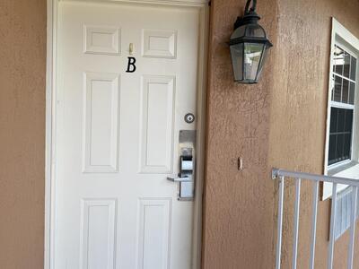 9111 Sand Shot Way, Port Saint Lucie, FL 34986