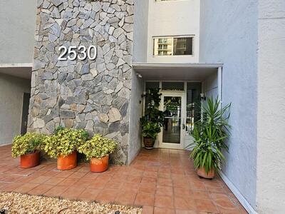 2530 SW 3rd Avenue, Miami, FL 33129