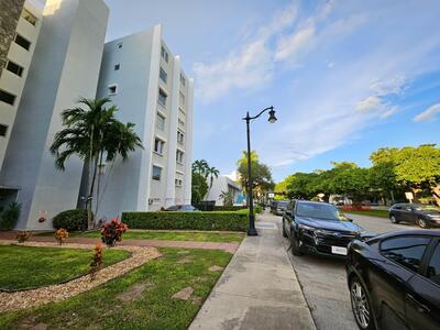 2530 SW 3rd Avenue, Miami, FL 33129