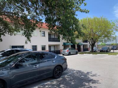 1721 NW 15th View, Boca Raton, FL 33432