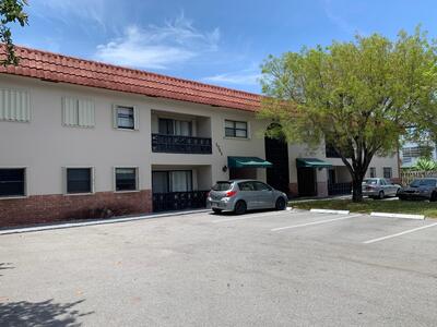 1721 NW 15th View, Boca Raton, FL 33432