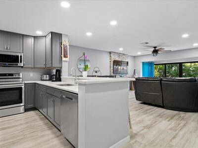 2379 Treasure Isle Drive, Palm Beach Gardens, FL 33410