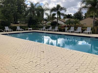 36 Ironwood Way N, Palm Beach Gardens, FL 33418