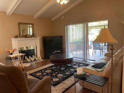 36 Ironwood Way N, Palm Beach Gardens, FL 33418