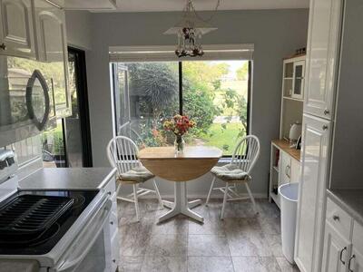 36 Ironwood Way N, Palm Beach Gardens, FL 33418