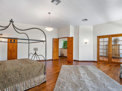 66 Harbour Drive N, Ocean Ridge, FL 33435