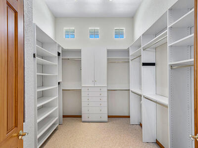 66 Harbour Drive N, Ocean Ridge, FL 33435