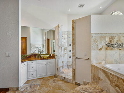 66 Harbour Drive N, Ocean Ridge, FL 33435