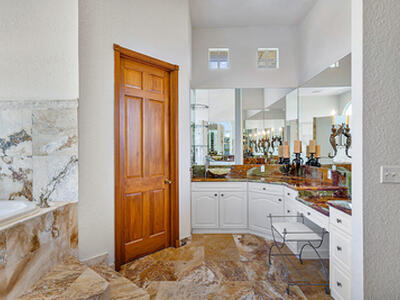 66 Harbour Drive N, Ocean Ridge, FL 33435