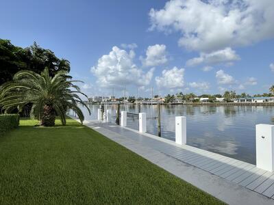 66 Harbour Drive N, Ocean Ridge, FL 33435