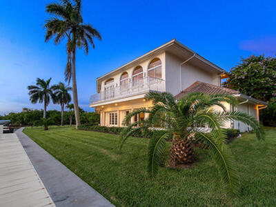 66 Harbour Drive N, Ocean Ridge, FL 33435