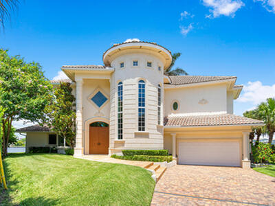 66 Harbour Drive N, Ocean Ridge, FL 33435