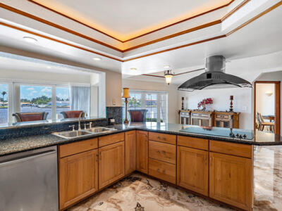 66 Harbour Drive N, Ocean Ridge, FL 33435