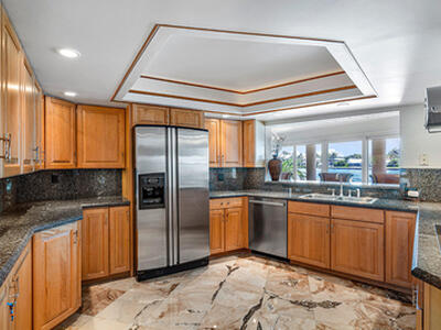 66 Harbour Drive N, Ocean Ridge, FL 33435