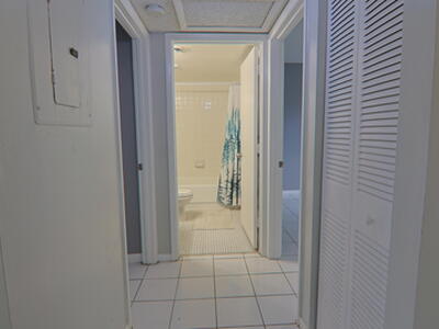 719 Gardens Drive, Pompano Beach, FL 33069