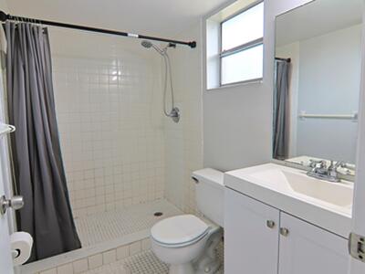 719 Gardens Drive, Pompano Beach, FL 33069