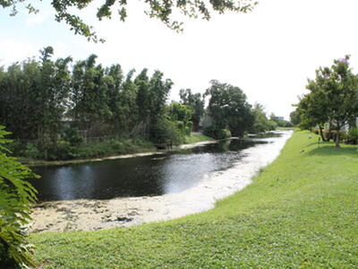 719 Gardens Drive, Pompano Beach, FL 33069