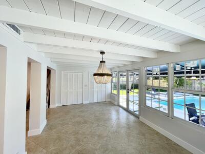 360 Alhambra Place, West Palm Beach, FL 33405