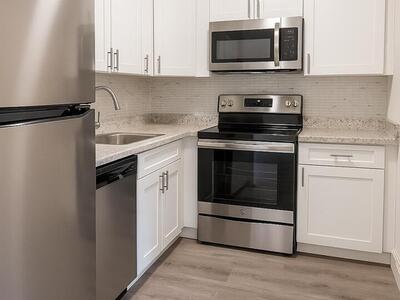 537 S Sequoia Drive, West Palm Beach, FL 33409