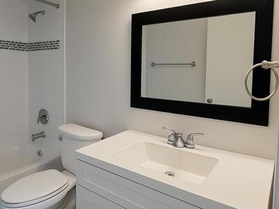 537 S Sequoia Drive, West Palm Beach, FL 33409