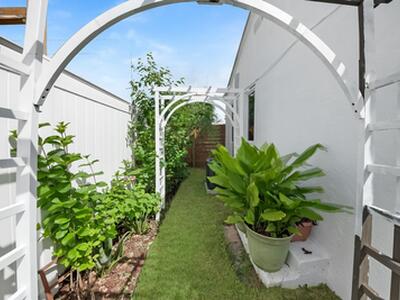 308 SW 1st Street, Delray Beach, FL 33444