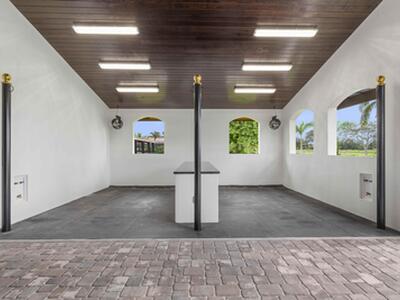 4985 Stables Way, Wellington, FL 33414