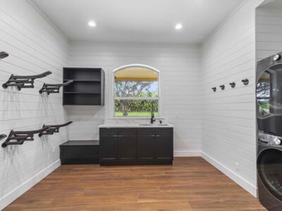 4985 Stables Way, Wellington, FL 33414