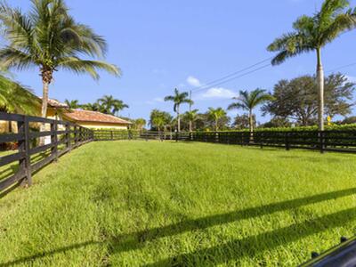 4985 Stables Way, Wellington, FL 33414
