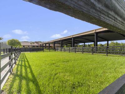 4985 Stables Way, Wellington, FL 33414