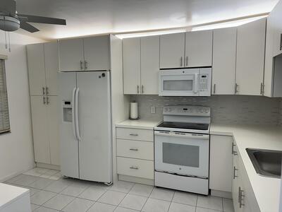 901 SW 128th Terrace, Pembroke Pines, FL 33027