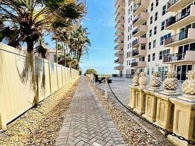 1150 Hillsboro Mile, Hillsboro Beach, FL 33062