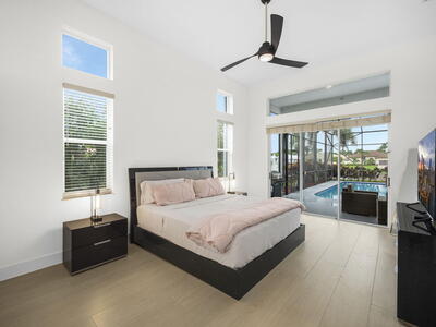 9070 Cypress Hollow Drive, Palm Beach Gardens, FL 33418